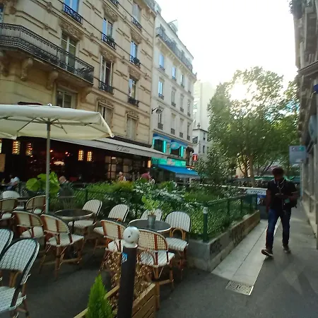 Gare Montparnasse,fantastic Location,center Paris6 Eme ,close To Louvre Meusm And Notre Eiffel Tour شقة