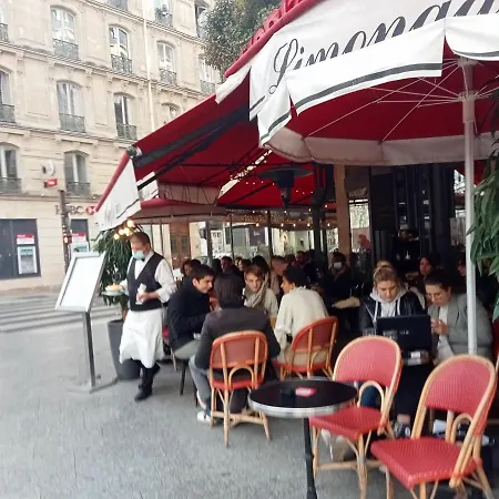 Gare Montparnasse,fantastic Location,center Paris6 Eme ,close To Louvre Meusm And Notre Eiffel Tour شقة