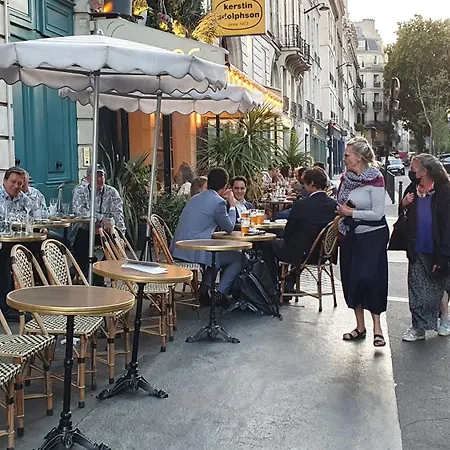 Gare Montparnasse,fantastic Location,center Paris6 Eme ,close To Louvre Meusm And Notre Eiffel Tour شقة