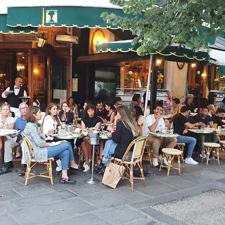 Gare Montparnasse,fantastic Location,center Paris6 Eme ,close To Louvre Meusm And Notre Eiffel Tour Apartment *